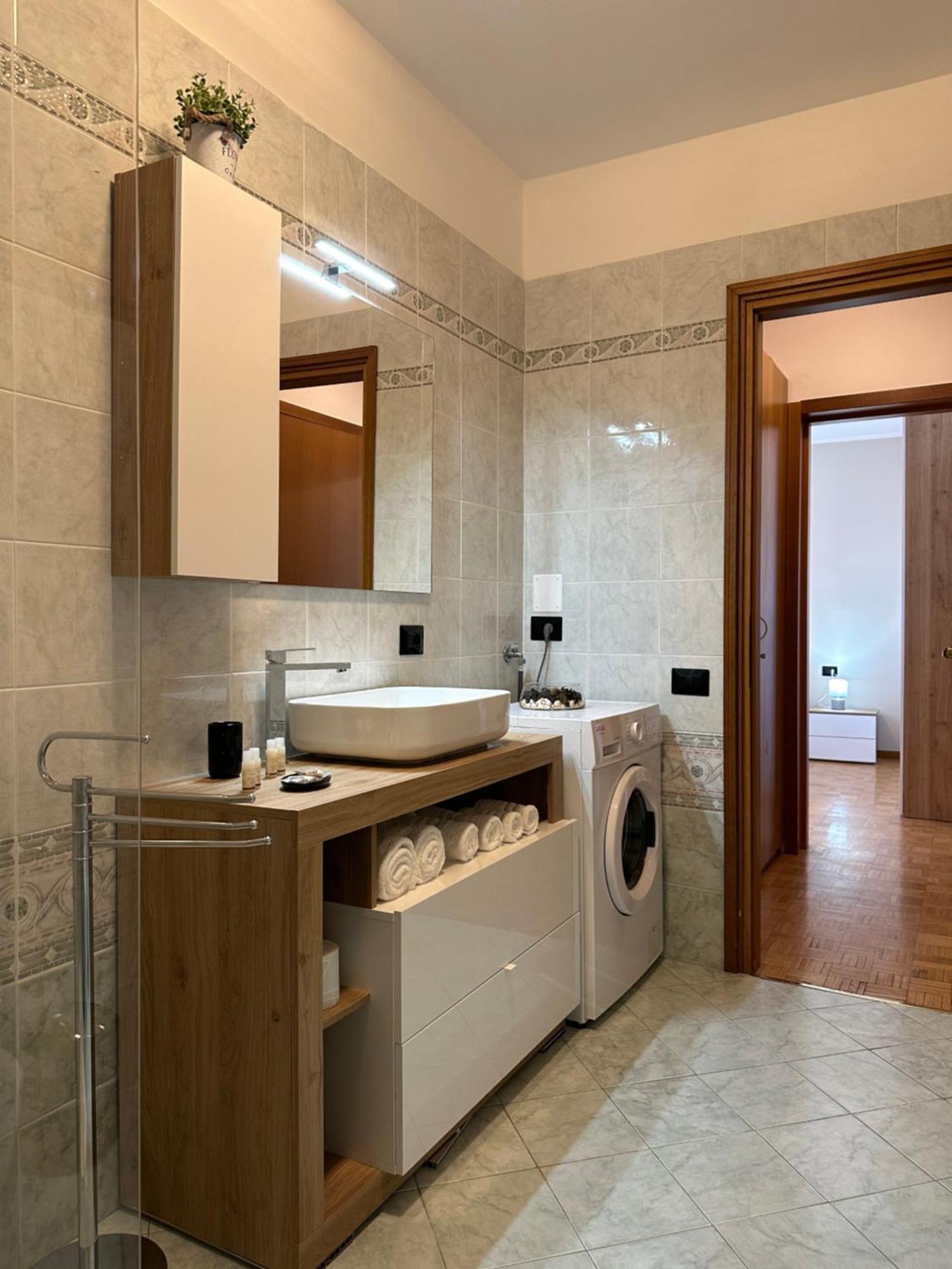Luxury Apartment แบร์กาโม ภายนอก รูปภาพ